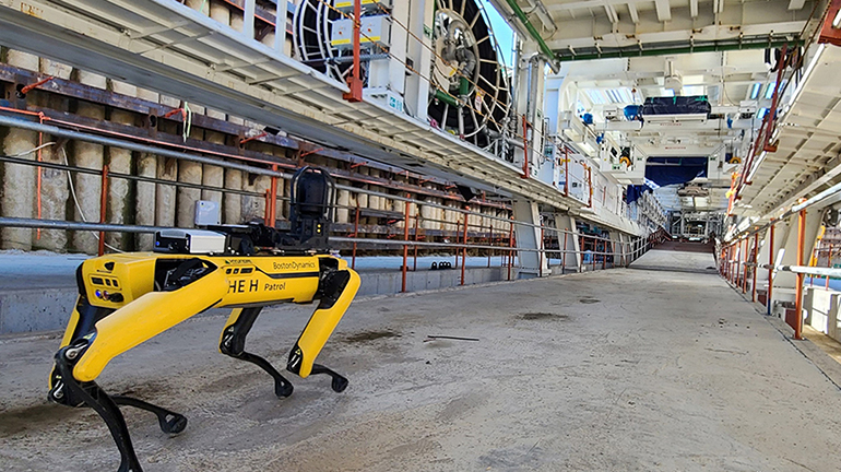 Hyundai E&C’s unmanned safety service robot “Spot” applied to construction sites
